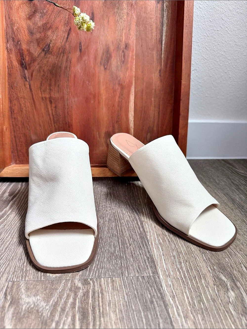 Joie White Leather and Wood Mule Heels